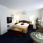 Tiffany Hotel