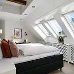 Tiffany Hotel 3*