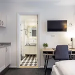 Tiffany Hotel 3*