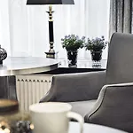 Tiffany Hotel 3*